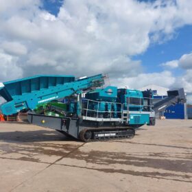 2022 PowerScreen 1000 maxtrak  – 260 Hours