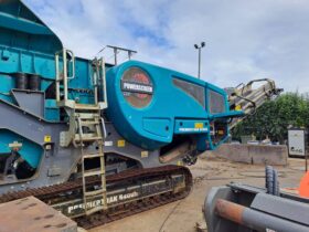 2021 PowerScreen Premiertrak R400X  – 3,180 Hours full