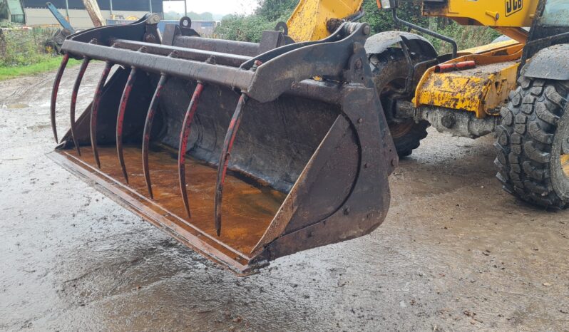 JCB Q-fit Dung Bucket