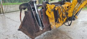 JCB Q-fit Dung Bucket full