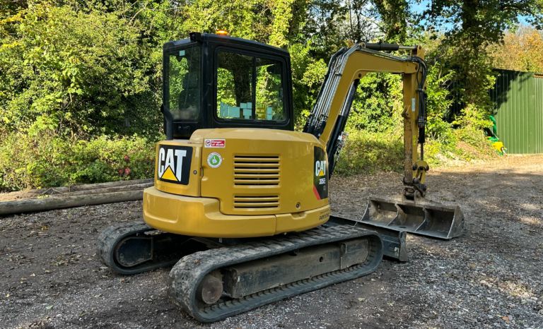 2018 CAT 305E2 CR | Year 2018 | Hours 3,502 full