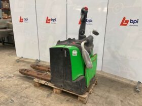 2020 Cesab P320 Fully Electric Pallet Truck For Auction on 2024-10-28 For Auction on 2024-10-28 full