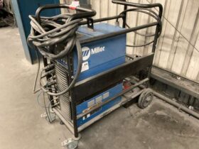 Miller Dynasty 400 Tig Welder 415V For Auction on 2024-11-14 For Auction on 2024-11-14 full