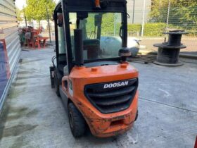 2022 Doosan D305-9 C/B Diesel Forklift Truck c/w Kaup 2T413 Bail Clamp For Auction on 2024-10-28 For Auction on 2024-10-28 full