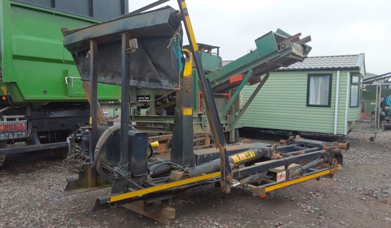 0 HYVA HOOKLOADER BODY WITH EASY SHEET, OFF 8X4   For Auction on 2024-10-29 For Auction on 2024-10-29