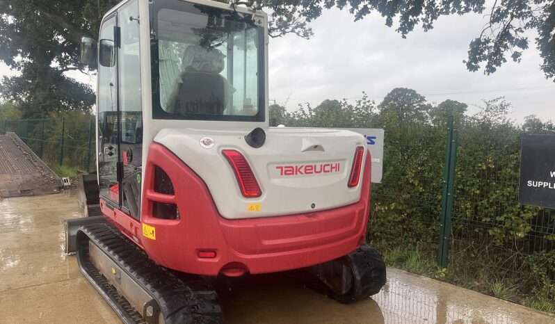 2022 Takeuchi TB370 (U743) full