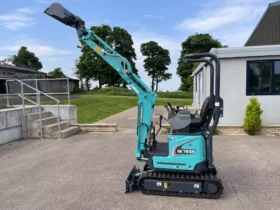 Kobelco SK10SR Micro Digger full