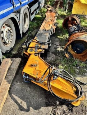 JCB In & Out Boom Sections For Auction on 2024-10-26