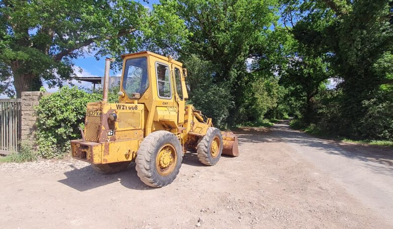 Caterpillar 910 Loading Shovel full