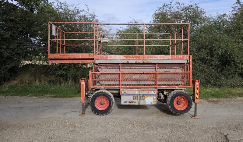 Skyjack SJ7135 Scissor Lift full