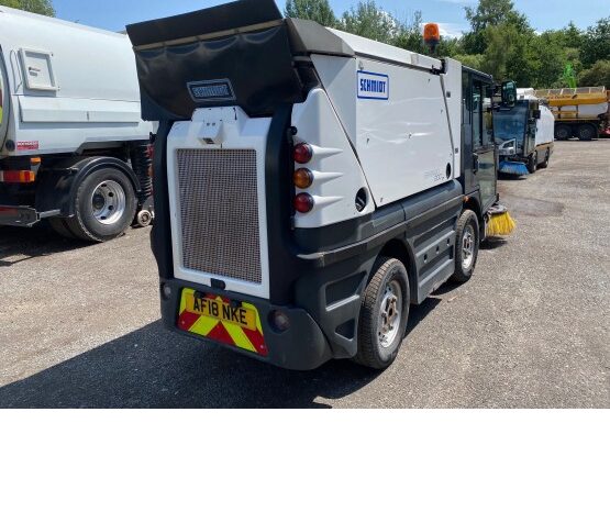 2018 SCHMIDT SWINGO 200+ ROAD SWEEPER in Compact Sweepers full