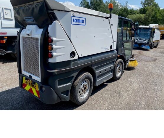 2018 SCHMIDT SWINGO 200+ ROAD SWEEPER in Compact Sweepers full