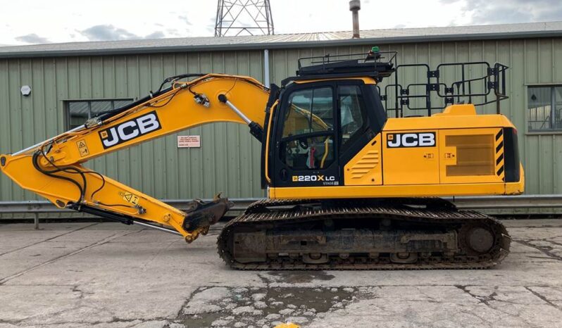 2021 JCB 220 X Series full