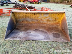 Sanderson 8′ grain bucket full