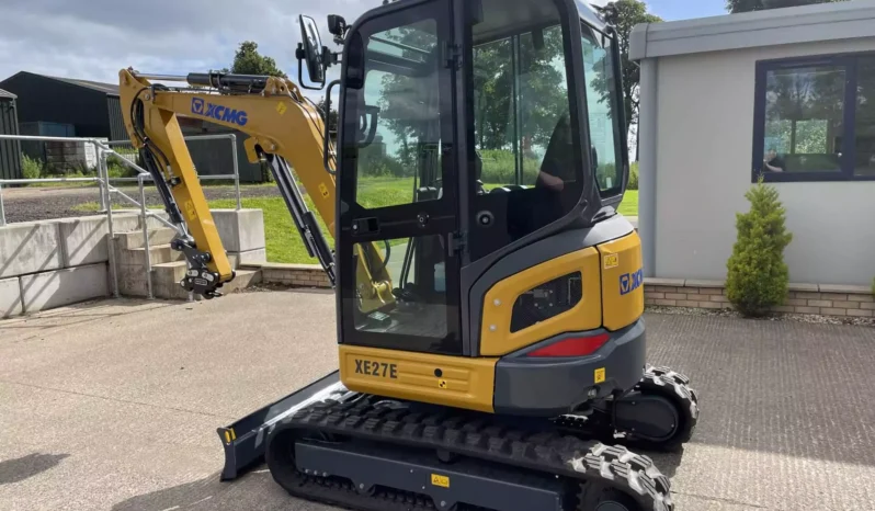 XCMG XE27E 2.7 ton Mini Digger full