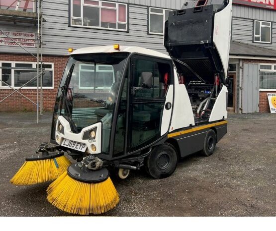 2020 JOHNSTON CX202 ROAD SWEEPER in Compact Sweepers full