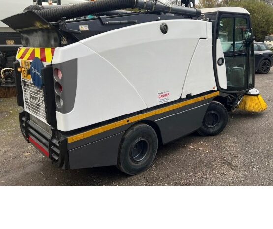 2020 JOHNSTON CX202 ROAD SWEEPER in Compact Sweepers full