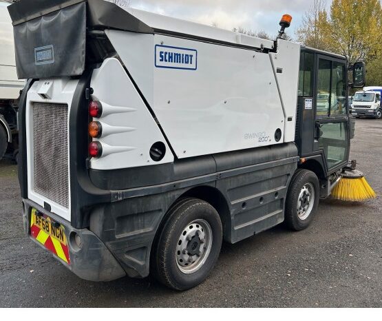 2018 SCHMIDT SWINGO 200+ ROAD SWEEPER in Compact Sweepers full