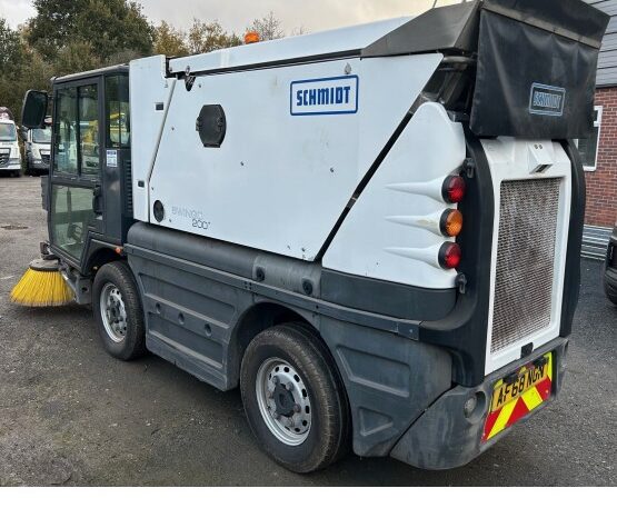 2018 SCHMIDT SWINGO 200+ ROAD SWEEPER in Compact Sweepers full