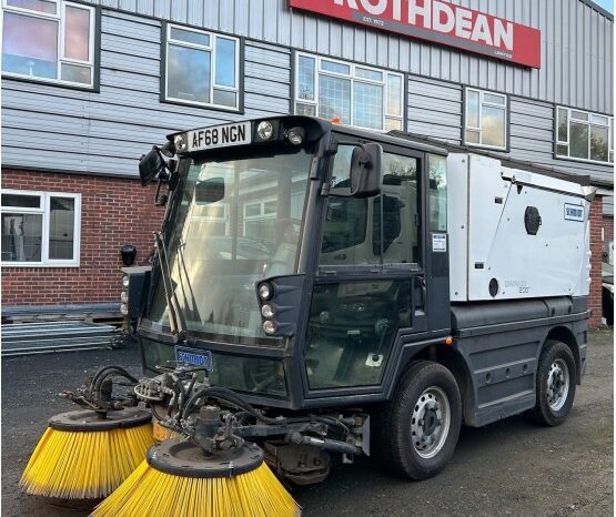 2018 SCHMIDT SWINGO 200+ ROAD SWEEPER in Compact Sweepers