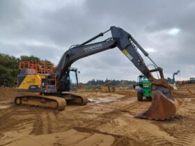 2022 Volvo EC250EL Excavator – Tracked for Sale in South Wales full