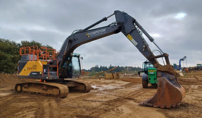 2022 Volvo EC250EL Excavator – Tracked for Sale in South Wales full