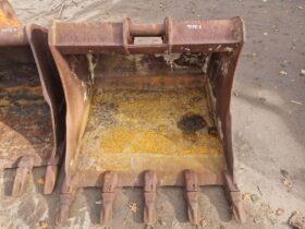 Miller Scoop 4ft Digging Bucket – 65mm Pins For Auction on 2024-11-09 full