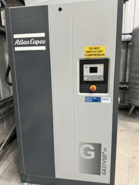 2017 Atlas Copco GA37VSD+FF Screw Compressor and 2000l Vertical Receiver Tank For Auction on 2024-11-15 For Auction on 2024-11-15 full