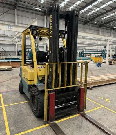 2017 Hyster H3.0FT 3 Ton Diesel Counterbalance Forklift For Auction on 2024-11-15 For Auction on 2024-11-15 full