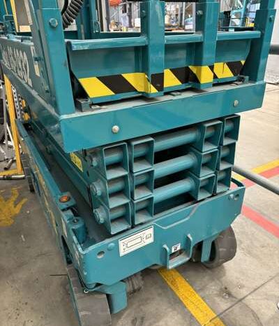 Genie GS-1932 Electric Scissor Lift For Auction on 2024-11-15 For Auction on 2024-11-15 full