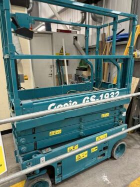 Genie GS-1932 Electric Scissor Lift For Auction on 2024-11-15 For Auction on 2024-11-15 full