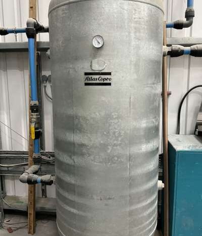 2017 Atlas Copco GA37VSD+FF Screw Compressor and 2000l Vertical Receiver Tank For Auction on 2024-11-15 For Auction on 2024-11-15 full