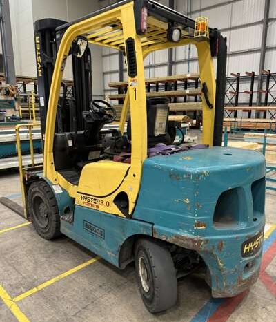 2017 Hyster H3.0FT 3 Ton Diesel Counterbalance Forklift For Auction on 2024-11-15 For Auction on 2024-11-15 full