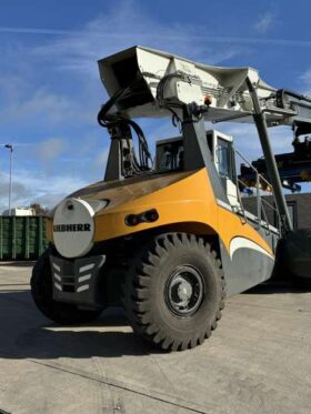 2020 Liebherr LRS 545 45,000kg Capacity Tele Handling Reach Stacker Complete with a 6000-8000kg Fully Adjustable Multi Beam Lifting Frame For Auction on 2024-11-15 For Auction on 2024-11-15 full