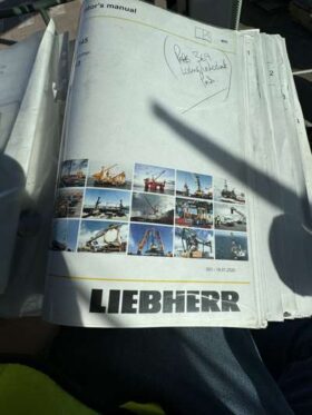 2020 Liebherr LRS 545 45,000kg Capacity Tele Handling Reach Stacker Complete with a 6000-8000kg Fully Adjustable Multi Beam Lifting Frame For Auction on 2024-11-15 For Auction on 2024-11-15 full