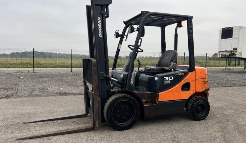 2014 DOOSAN D30S-5 FORKLIFT full