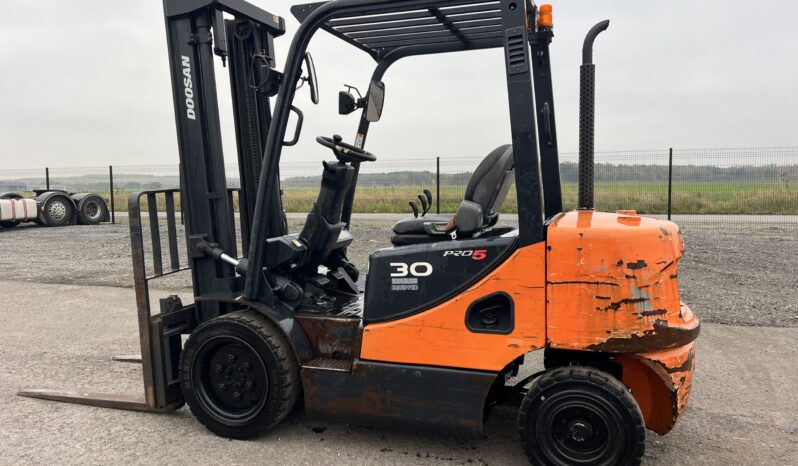 2014 DOOSAN D30S-5 FORKLIFT full