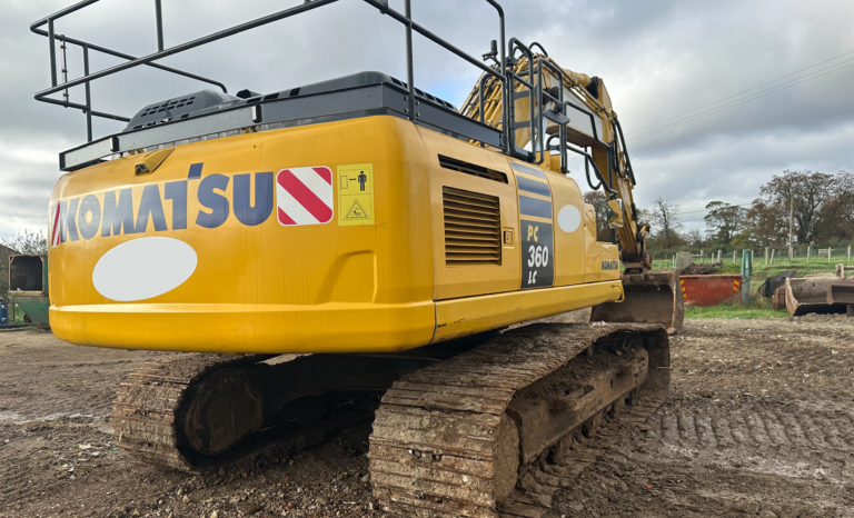 2016 Komatsu PC360 LC-11 | Year 2016 | Hours 9,325 full