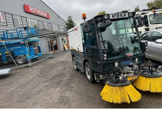 2018 SCHMIDT SWINGO ROAD SWEEPER in Compact Sweepers full