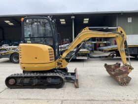 CAT 302.7D CR full