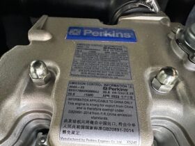 NEW GENMAC INFINITY PERKINS DIESEL 20 kva SINGLE PHASE (fast tow road legal) full