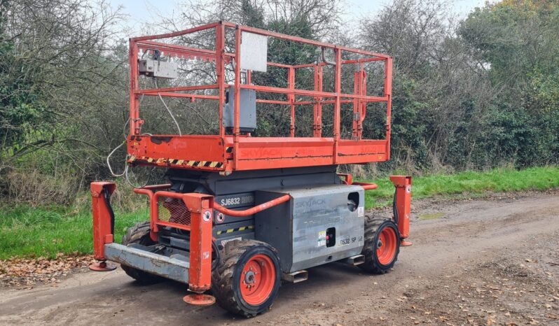 Skyjack SJ6832 TR Scissor Lift full