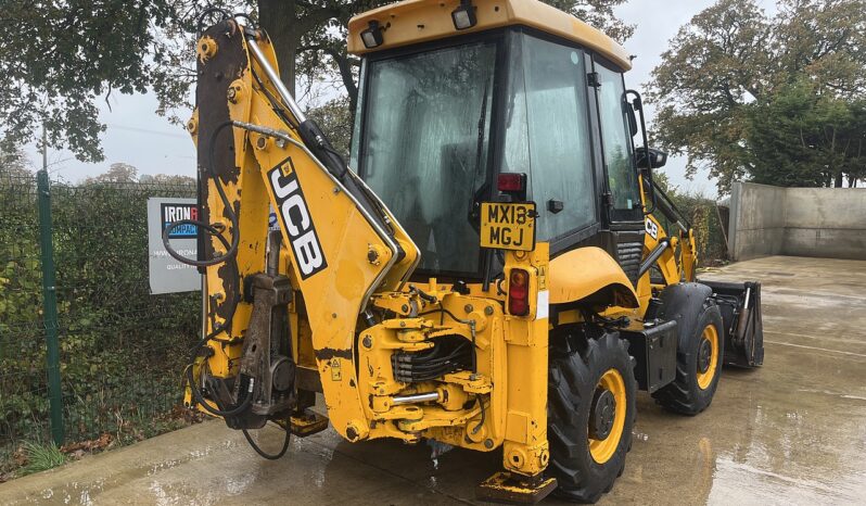 2013 JCB 2CX Streetmaster (U758) full