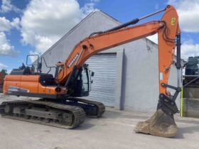 Used 2019 Doosan Tracked Excavators full