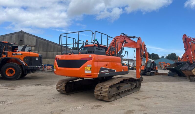 Used 2020 Develon Tracked Excavators full