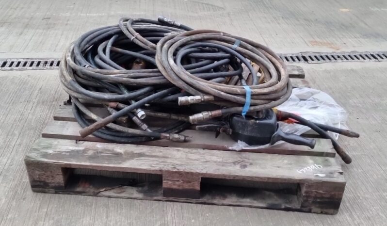 JCB Hydraulic Hand Held Breaker (3 of), Hoses, Various Chisels Asphalt / Concrete Equipment For Auction: Leeds -27th, 28th, 29th, 30th November 24 @ 8:00am full