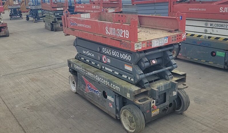 SkyJack SJ3219 Manlifts For Auction: Leeds -27th, 28th, 29th, 30th November 24 @ 8:00am full