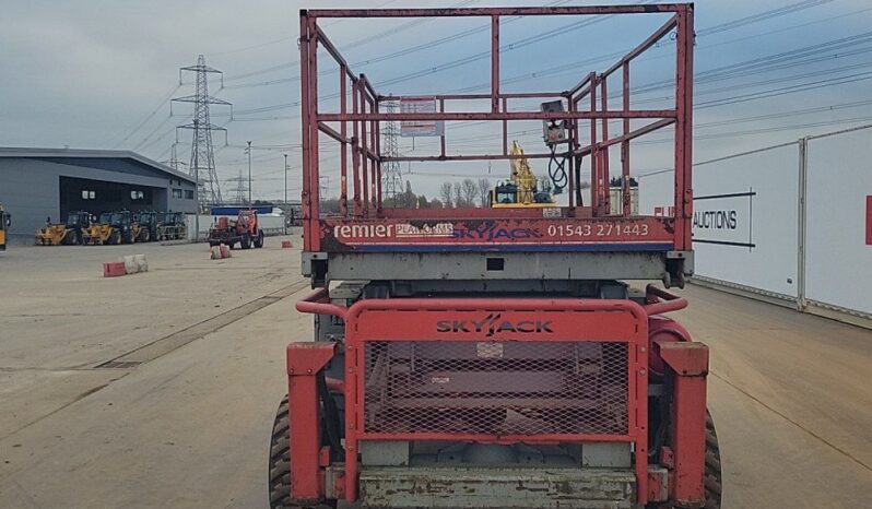 2010 SkyJack SJ8831 Manlifts For Auction: Leeds -27th, 28th, 29th, 30th November 24 @ 8:00am full