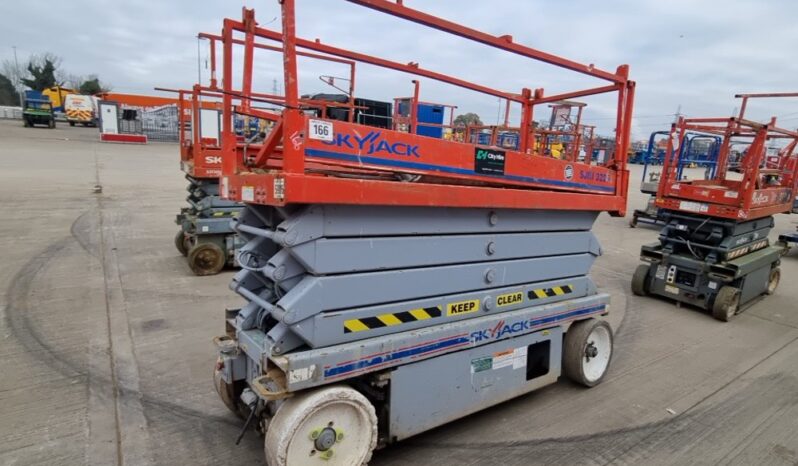 SkyJack SJ3226 Manlifts For Auction: Leeds -27th, 28th, 29th, 30th November 24 @ 8:00am full