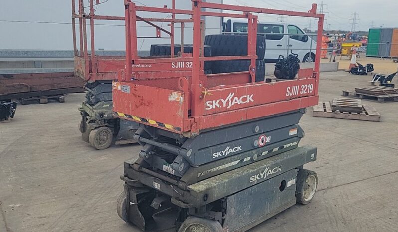 2017 SkyJack SJ3219 Manlifts For Auction: Leeds -27th, 28th, 29th, 30th November 24 @ 8:00am